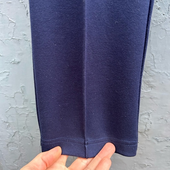 Lilly Pulitzer Navy Travel Pants - Picture 5 of 9